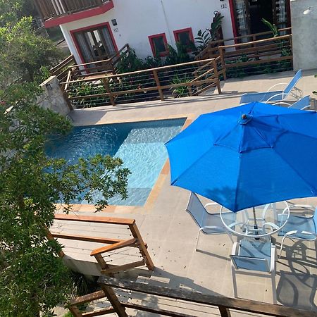 Condominio Na Praia Do Lazaro Убатуба Екстериор снимка